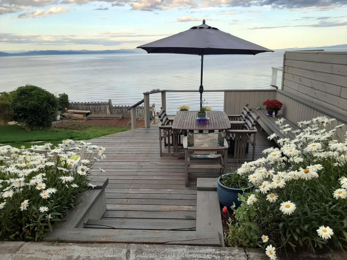 Oceanfront Paradise Comox Exteriör bild