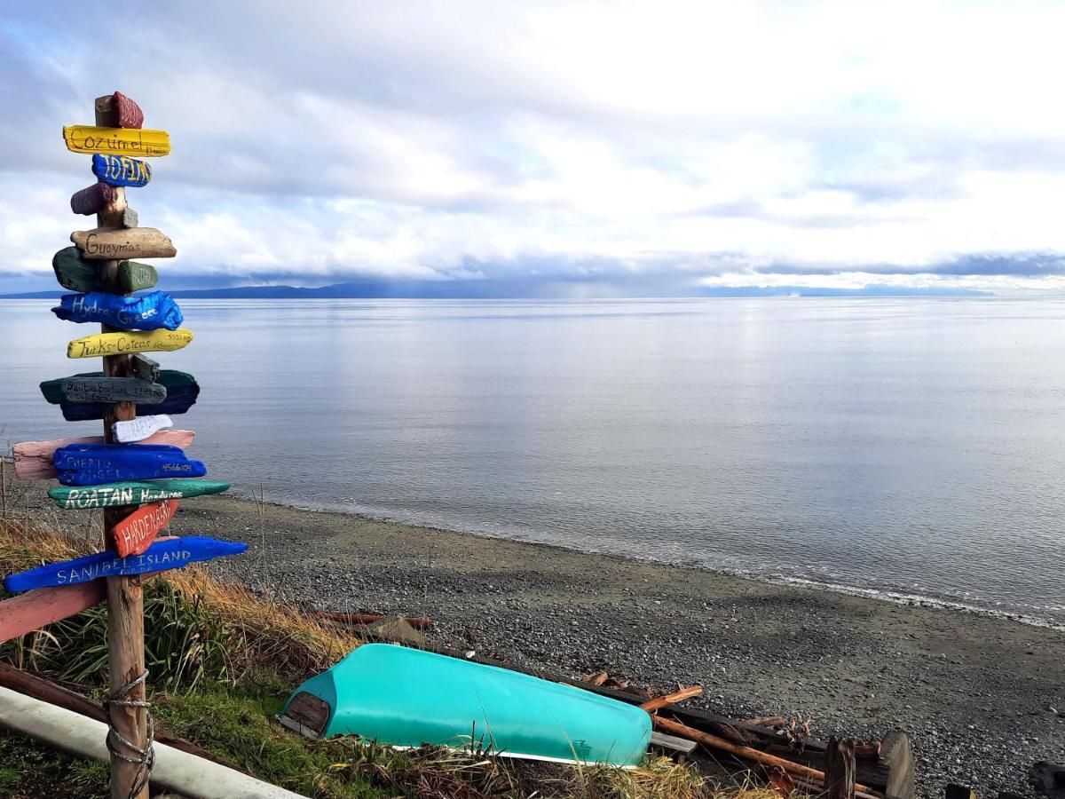 Oceanfront Paradise Comox Exteriör bild