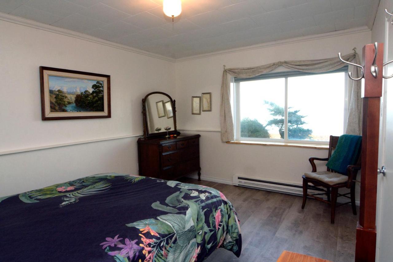 Oceanfront Paradise Comox Exteriör bild