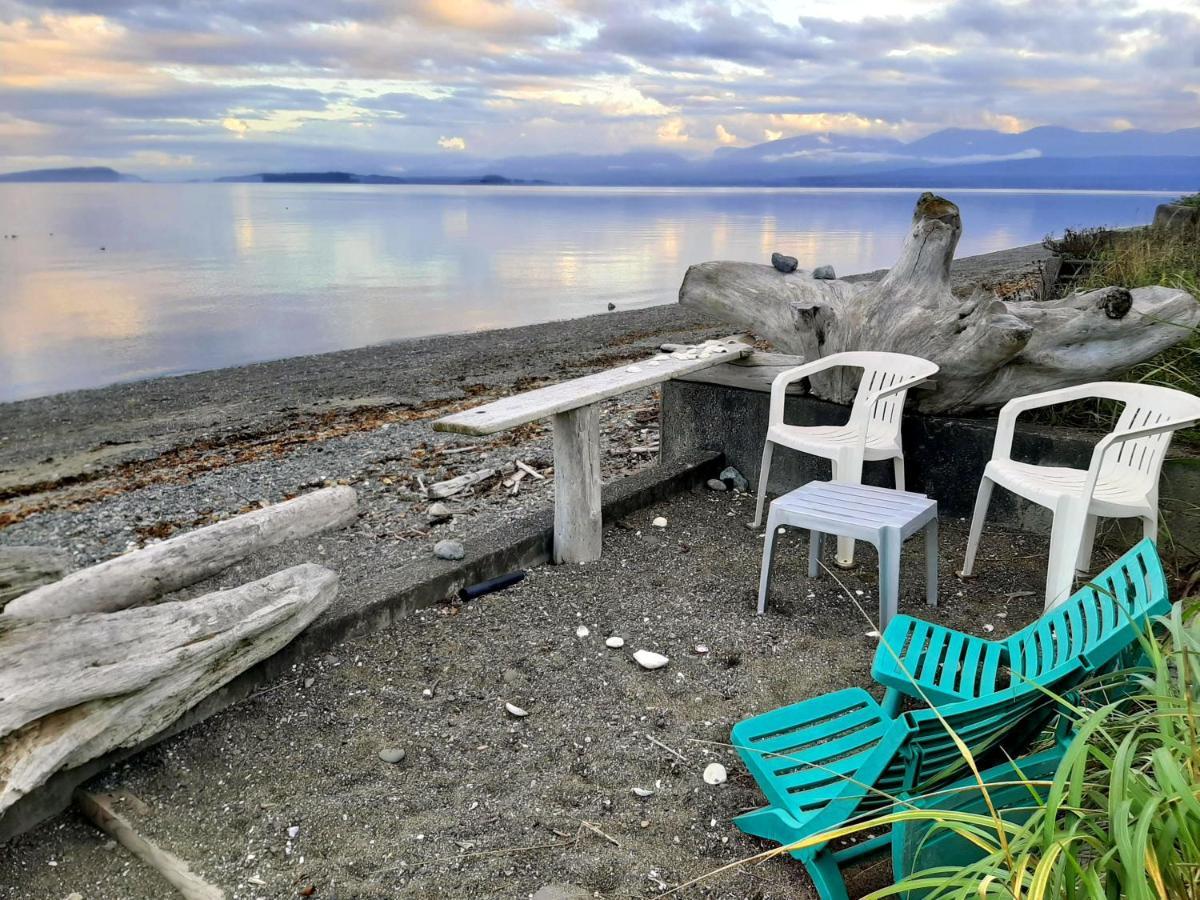 Oceanfront Paradise Comox Exteriör bild