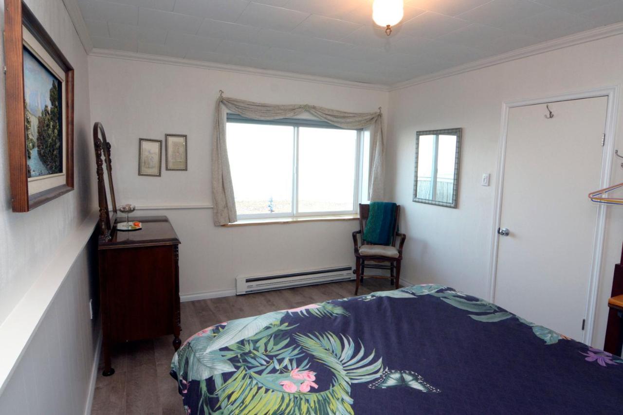 Oceanfront Paradise Comox Exteriör bild